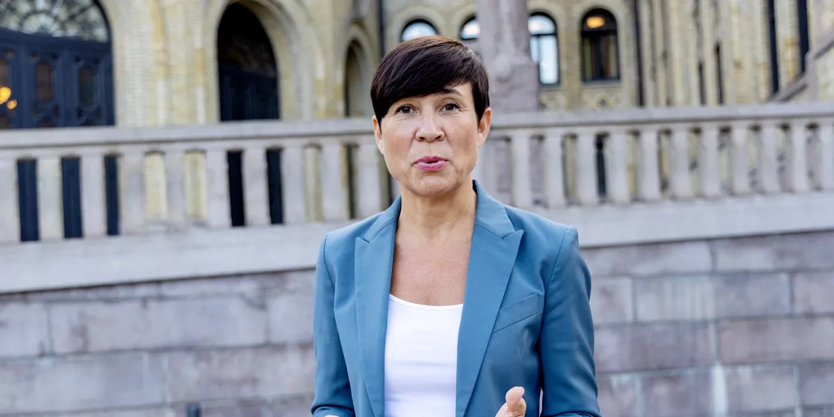 Høyre anklager Listhaug for å snakke uærlig om EØS-avtalen