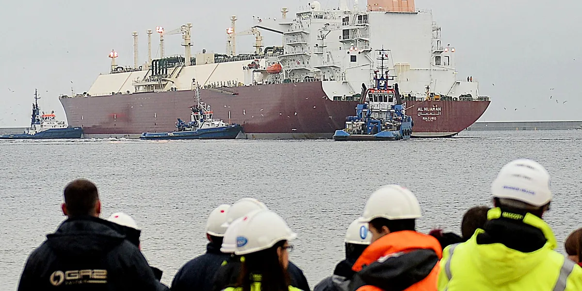 Poland agrees to send more US LNG to Ukraine