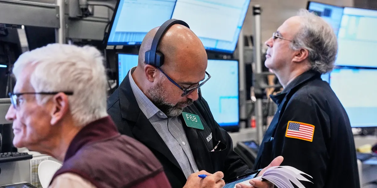 Musestille på Wall Street mens alle venter på Tesla