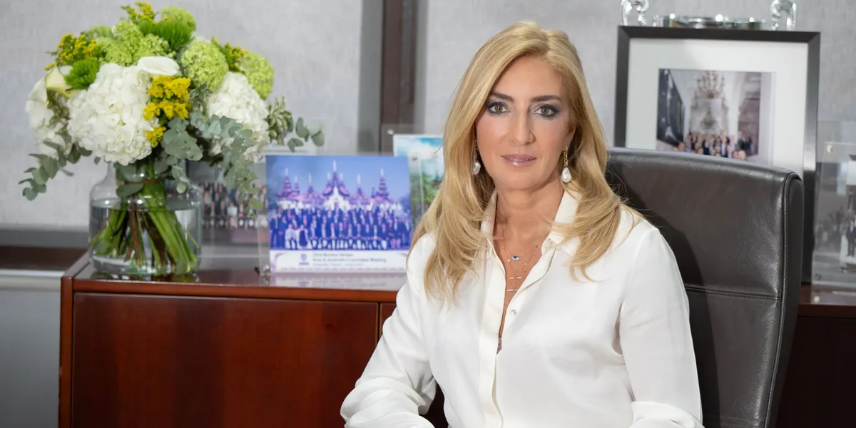 Paillette Palaiologou invites shipowner who was her early mentor to dinner with industry giants