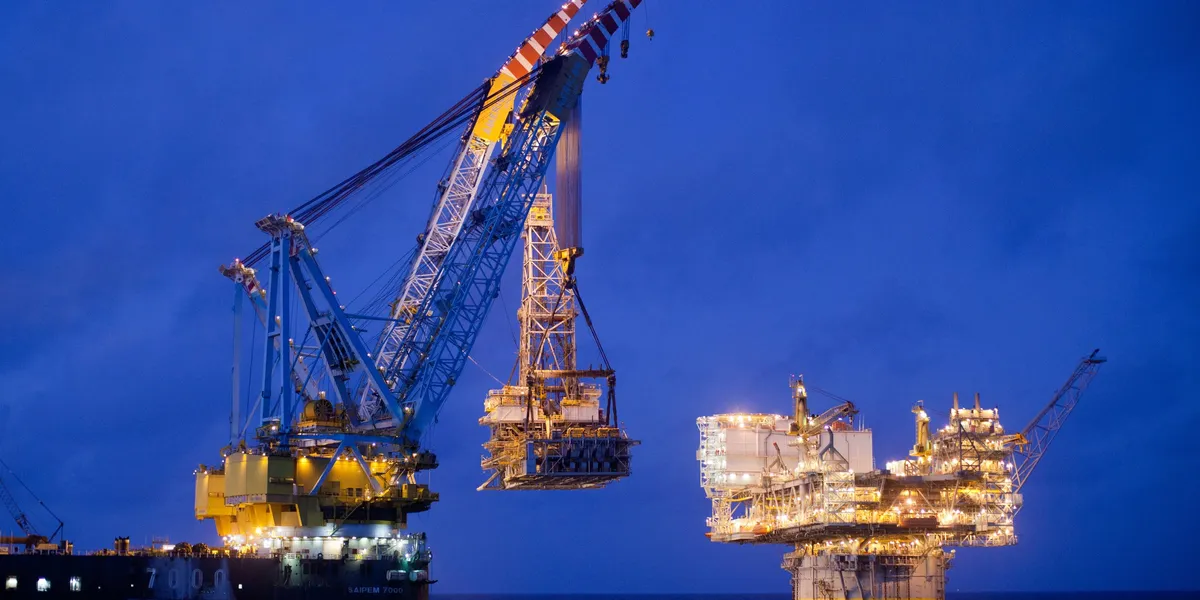 How using old oil and gas rigs could help generate green hydrogen at ...