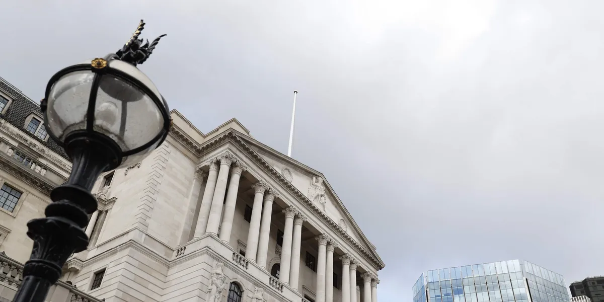Bank of England kutter styringsrenten med 0,25 prosentpoeng