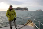 Rasmus Hansson, stortingsrepresentant for Miljøpartiet De Grønne og medlem i næringskomiteen var ikke fornøyd med fiskeri- og havministerens svar på krav rundt den høye dødeligheten i oppdrettsnæringen.