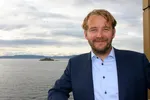 Det har gått bedre i 2022, både med tanke på biologi og laksepris, opplyser Alf Gøran Knutsen i Kvarøy Fiskeoppdrett.