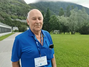 Svein Suhr i Alta Laksefiskeri Interessentskap forteller om en populær elv.